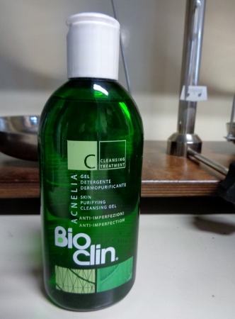 Bioclion Acnelia gel detergente per pelli a tendenza acneica