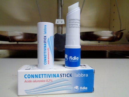 Connettivina Stick per le Labbra con Acido Ialuronico