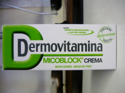Dermovitamina micoblock, crema per le micosi cutanee e del piede