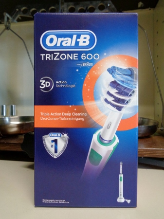 ORALB TRIZONE 600 3D Technology spazzolino elettrico